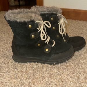 SOREL black boots, size 6.5.